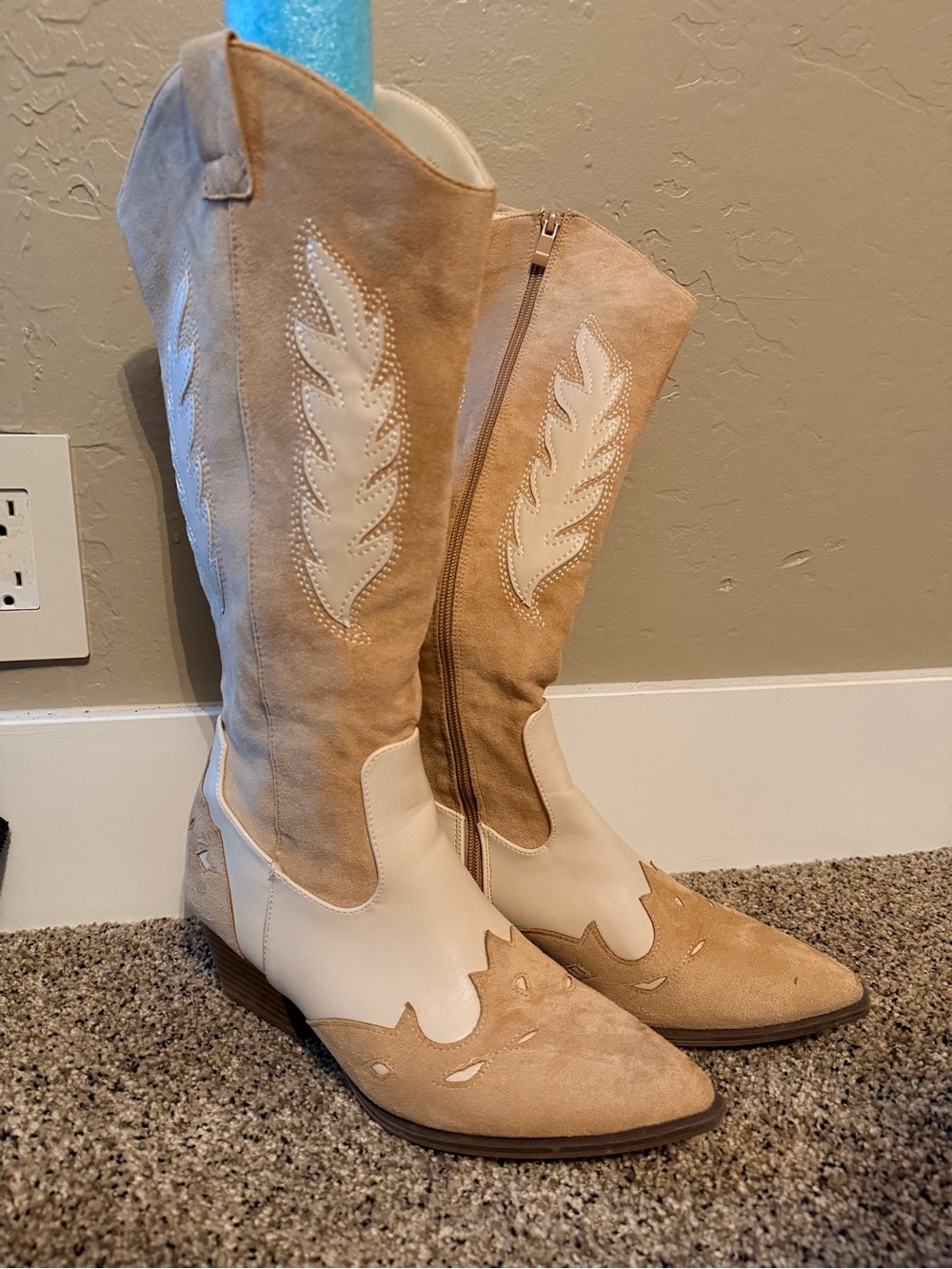 Women's Two-Tone Beige Suede Western Boots